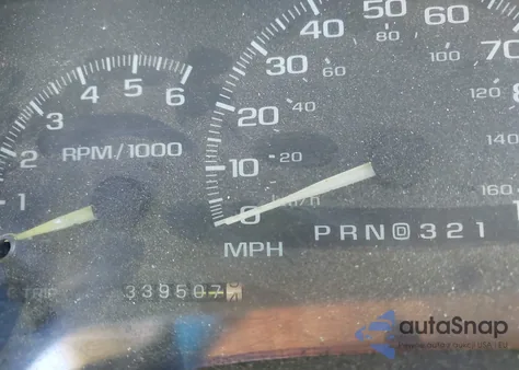 1997 Chevrolet C1500 Fleetside z USA, uszkodzony, nr VIN 2GCEC19W2V1161813